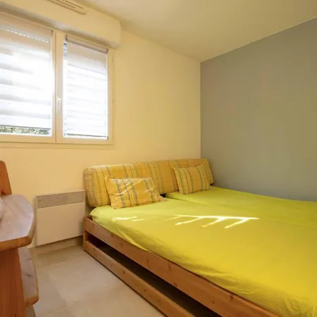 60m With Gardens With Pool Tennis Saint-Raphael (Var)
